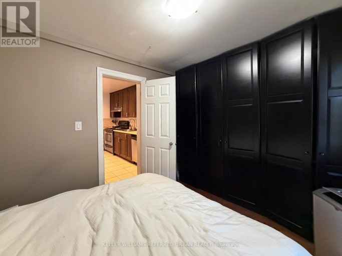 MAIN - 429 OSSINGTON AVENUE, Toronto (Trinity-Bellwoods), Ontario, M6J3A6