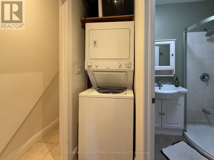 MAIN - 429 OSSINGTON AVENUE, Toronto (Trinity-Bellwoods), Ontario, M6J3A6