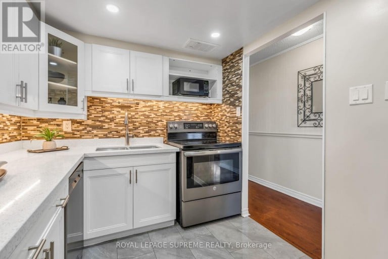 1907 - 3590 KANEFF CRESCENT, Mississauga (Mississauga Valleys), Ontario, L5A3X3