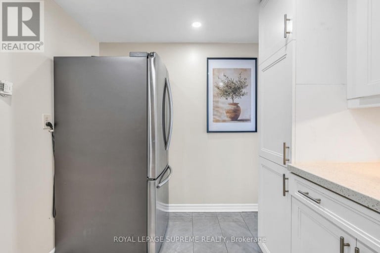 1907 - 3590 KANEFF CRESCENT, Mississauga (Mississauga Valleys), Ontario, L5A3X3