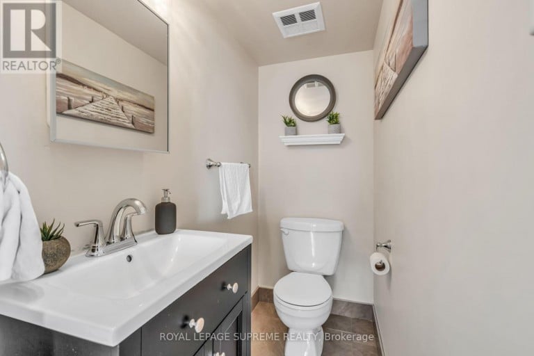 1907 - 3590 KANEFF CRESCENT, Mississauga (Mississauga Valleys), Ontario, L5A3X3
