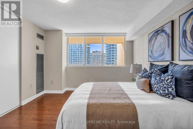 1907 - 3590 KANEFF CRESCENT, Mississauga (Mississauga Valleys), Ontario, L5A3X3