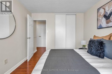 1907 - 3590 KANEFF CRESCENT Mississauga (Mississauga Valleys) Ontario photo 32