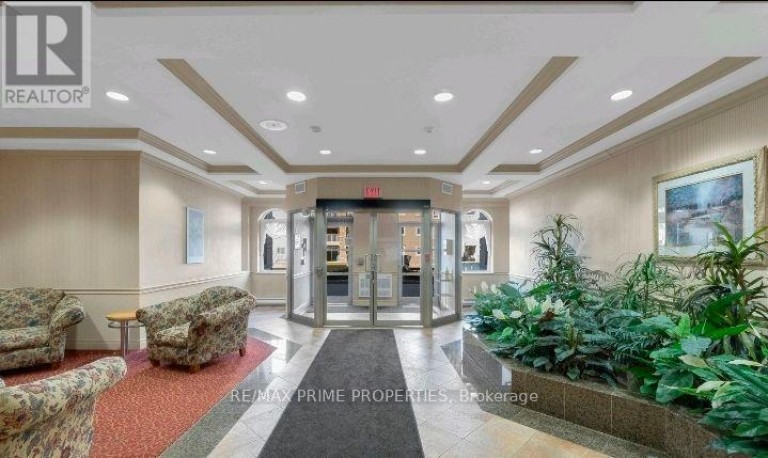 304 - 7 DAYSPRING CIRCLE, Brampton (Goreway Drive Corridor), Ontario, L6P1B8