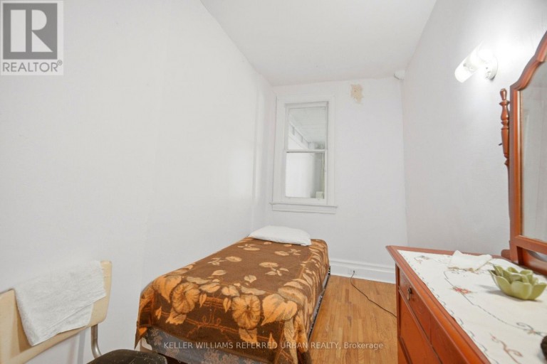 126 CLOSE AVENUE, Toronto (South Parkdale), Ontario, M6K2V5