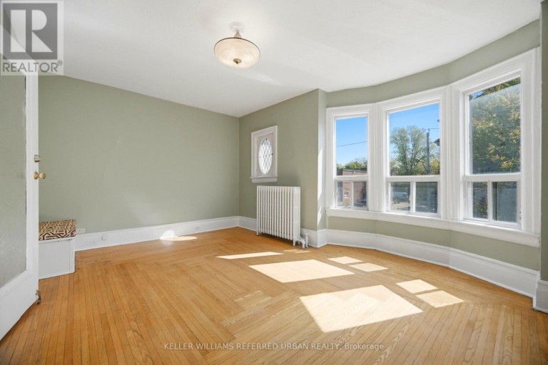 126 CLOSE AVENUE, Toronto (South Parkdale), Ontario, M6K2V5