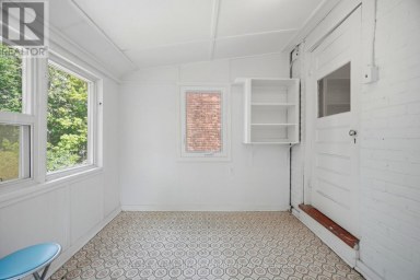 126 CLOSE AVENUE Toronto (South Parkdale) Ontario photo 25
