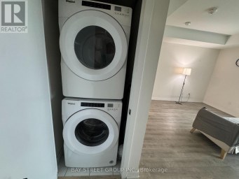 515 - 2300 ST CLAIR AVENUE W Toronto (Junction Area) Ontario photo 15