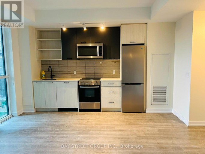 515 - 2300 ST CLAIR AVENUE W, Toronto (Junction Area), Ontario, M6N1K8