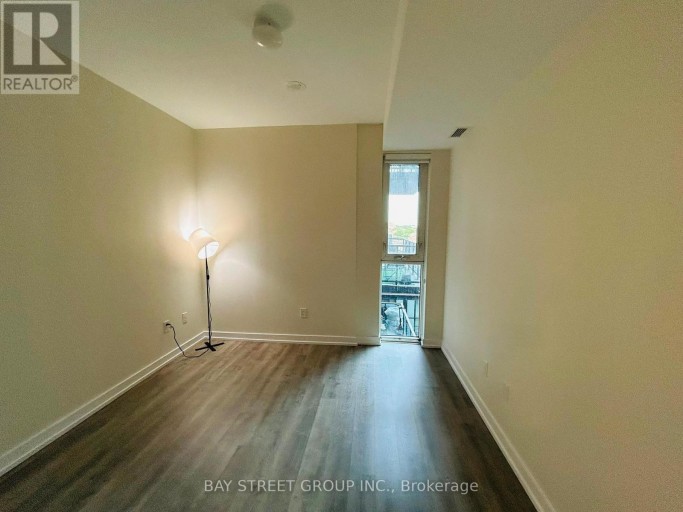 515 - 2300 ST CLAIR AVENUE W, Toronto (Junction Area), Ontario, M6N1K8