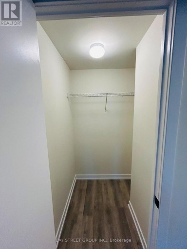 515 - 2300 ST CLAIR AVENUE W, Toronto (Junction Area), Ontario, M6N1K8