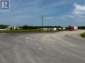 29 SOUTH TALBOT ROAD Kingsville Ontario photo 3