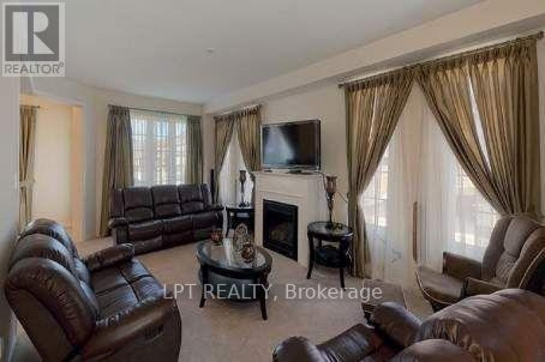 1500 SCENIC LANE DRIVE, Pickering (Duffin Heights), Ontario, L1X0B4