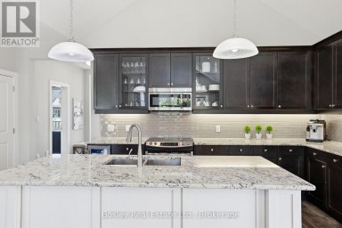 104 SNOW APPLE CRESCENT Blue Mountains Ontario photo 12