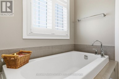 104 SNOW APPLE CRESCENT Blue Mountains Ontario photo 22