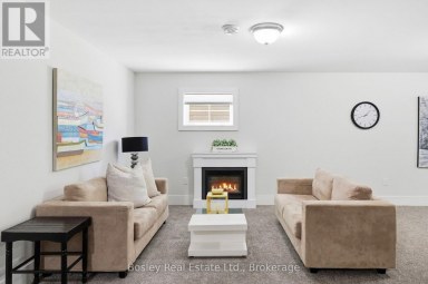104 SNOW APPLE CRESCENT Blue Mountains Ontario photo 32