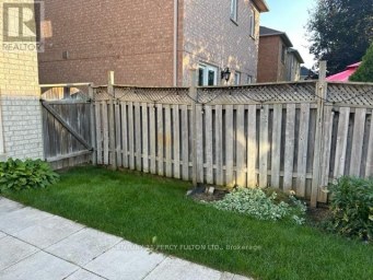 5 HILLPATH CRESCENT Brampton (Snelgrove) Ontario photo 7