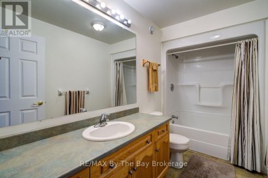 6 ILLINOIS CRESCENT Wasaga Beach Ontario photo 23