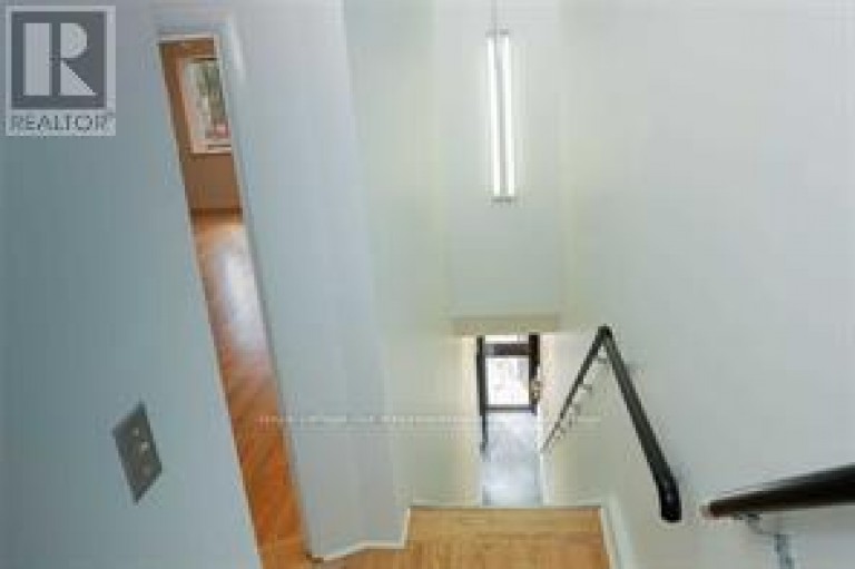 301 - 412 BLOOR STREET W, Toronto (Annex), Ontario, M5S1X5