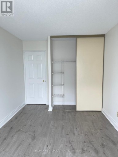 926 - 22 SOUTHPORT STREET, Toronto (High Park-Swansea), Ontario, M6S4Y9