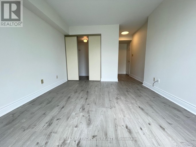926 - 22 SOUTHPORT STREET, Toronto (High Park-Swansea), Ontario, M6S4Y9
