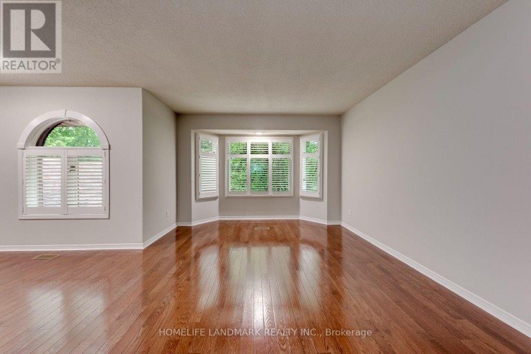 67 CUDMORE ROAD, Oakville (BR Bronte), Ontario, L6L2Y4