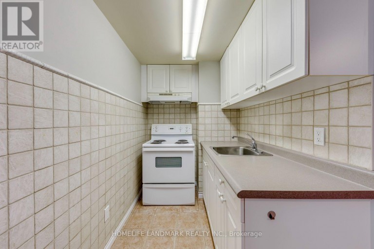 67 CUDMORE ROAD, Oakville (BR Bronte), Ontario, L6L2Y4