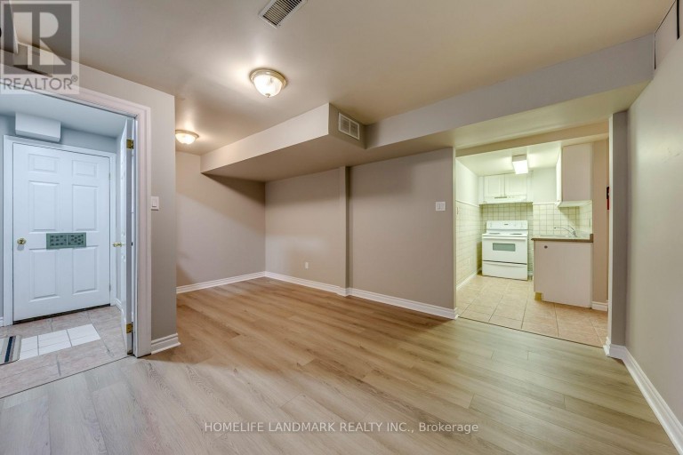 67 CUDMORE ROAD, Oakville (BR Bronte), Ontario, L6L2Y4