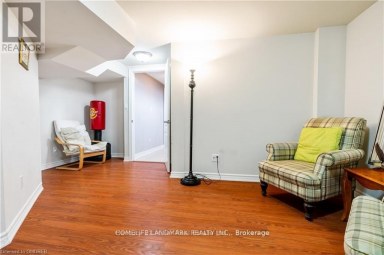 2384 PARKGLEN AVENUE Oakville (WM Westmount) Ontario photo 6