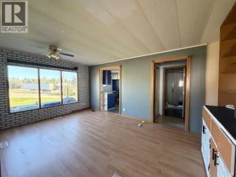 424 68 Street Edson Alberta photo 14