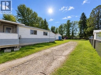424 68 Street Edson Alberta photo 4