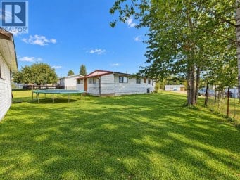 424 68 Street Edson Alberta photo 9
