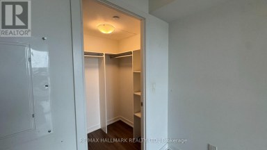 615 - 8 TRENT AVENUE Toronto (East End-Danforth) Ontario photo 11
