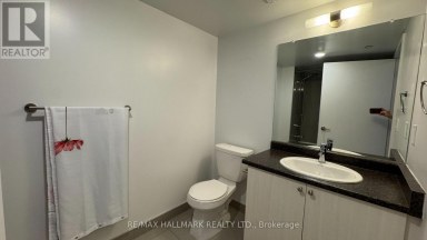 615 - 8 TRENT AVENUE Toronto (East End-Danforth) Ontario photo 15