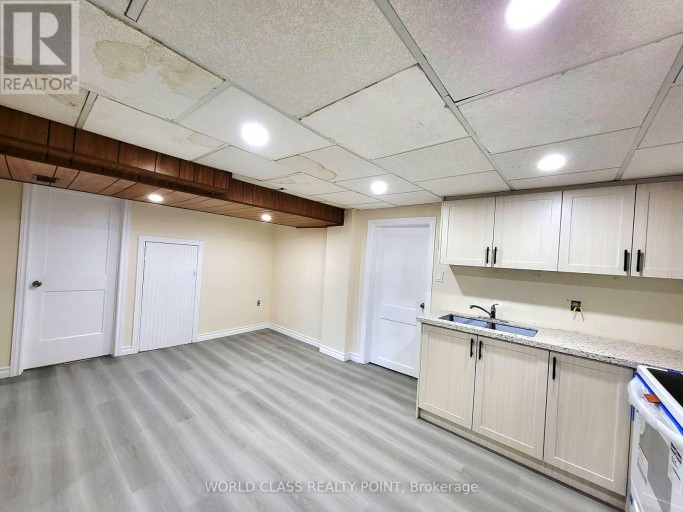27 KILBRIDE ROAD, Toronto (Bendale), Ontario, M1J1X6