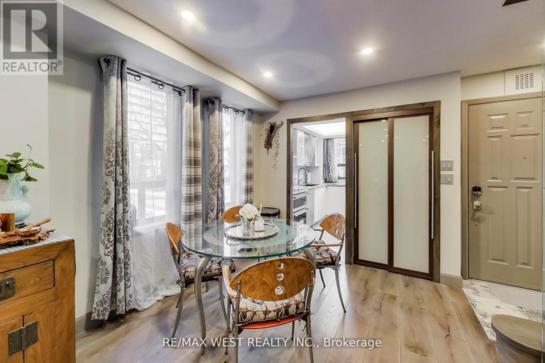 21 DUNDONALD STREET, Toronto (Church-Yonge Corridor), Ontario, M4Y1K3