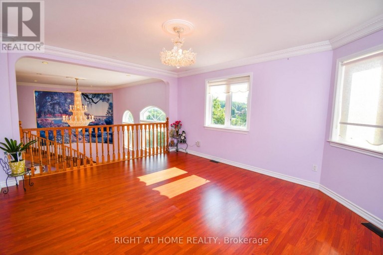 11 THACKERAY CRESCENT, Barrie (Letitia Heights), Ontario, L4N6J6
