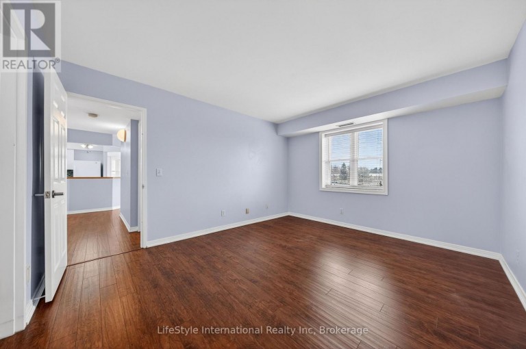 306 - 208 SILVERCREEK PARKWAY N, Guelph (Junction/Onward Willow), Ontario, N1H8H2