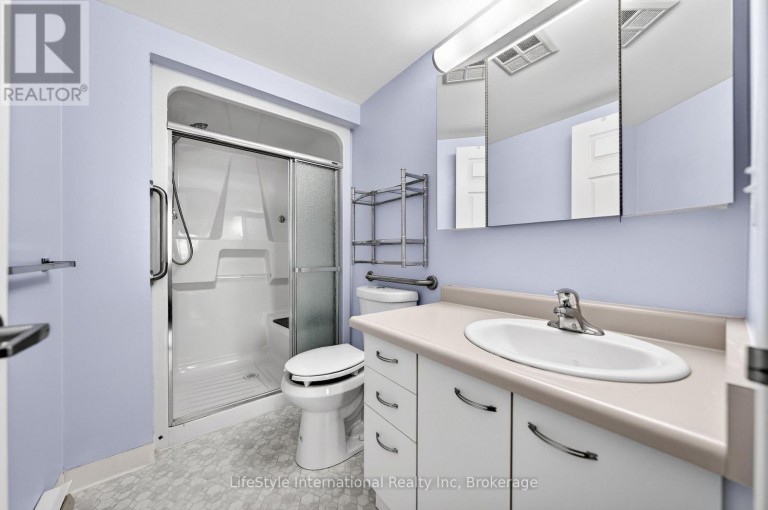 306 - 208 SILVERCREEK PARKWAY N, Guelph (Junction/Onward Willow), Ontario, N1H8H2