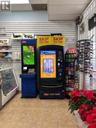 E-02 - 400 SCOTT STREET, St. Catharines (Carlton/Bunting), Ontario, L2M3W4