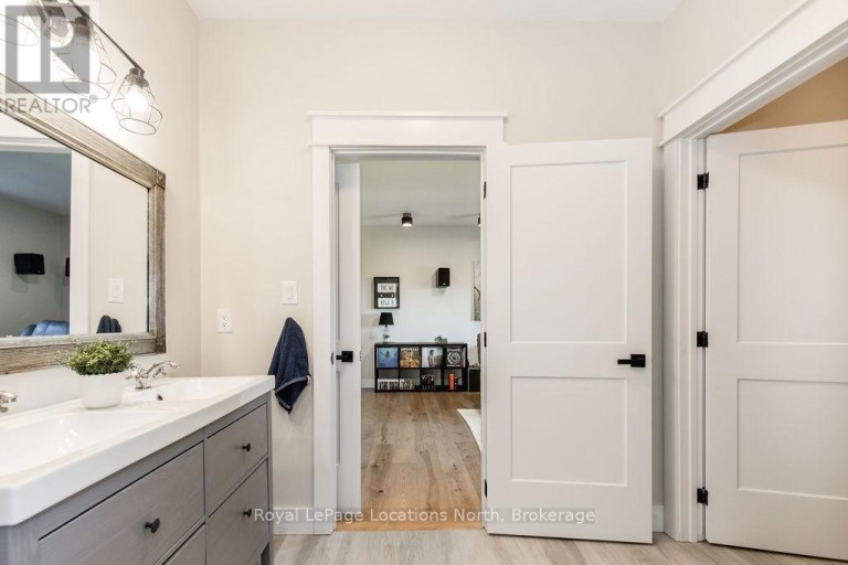 5385 8 LINE N, Oro-Medonte (Moonstone), Ontario, L0K1N0