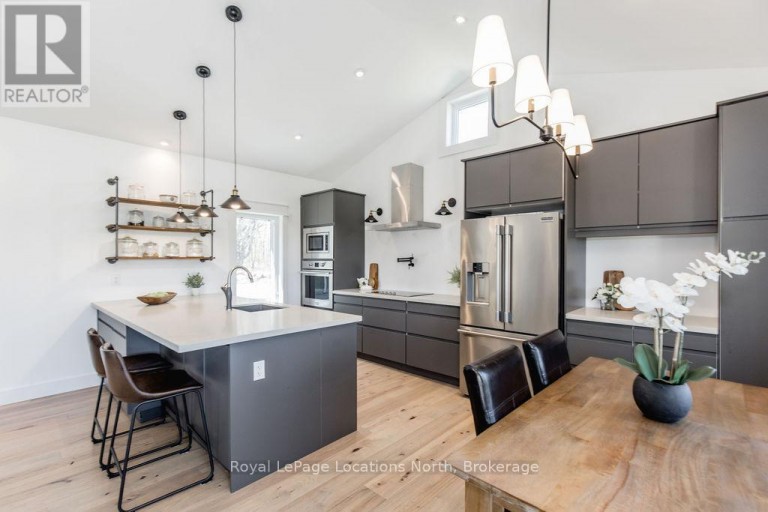 5385 8 LINE N, Oro-Medonte (Moonstone), Ontario, L0K1N0