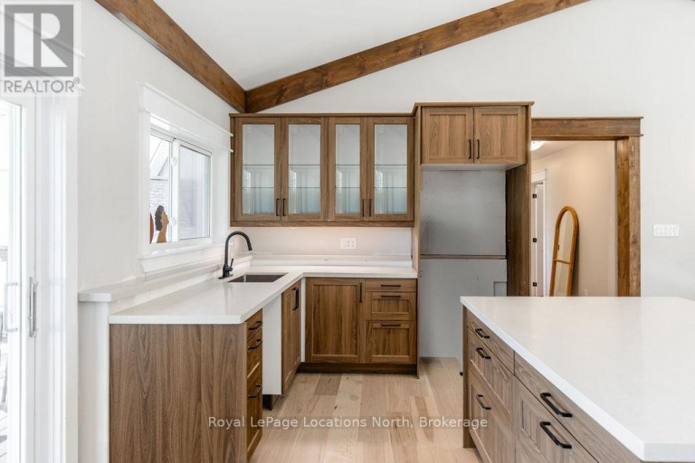 5385 8 LINE N, Oro-Medonte (Moonstone), Ontario, L0K1N0