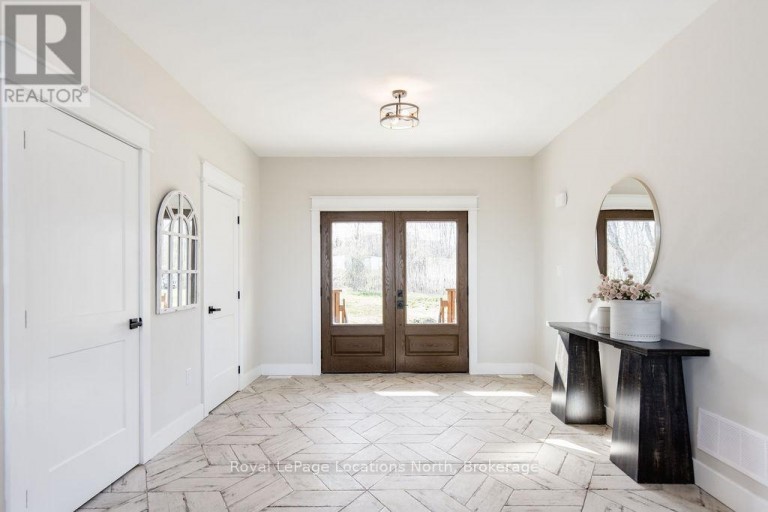 5385 8 LINE N, Oro-Medonte (Moonstone), Ontario, L0K1N0