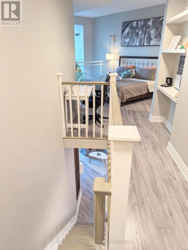 711 - 220 BURNHAMTHORPE ROAD W, Mississauga (City Centre), Ontario, L5B4N4
