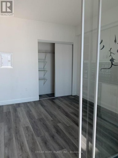 208 - 160 VANDERHOOF AVENUE, Toronto (Thorncliffe Park), Ontario, M4G0B7