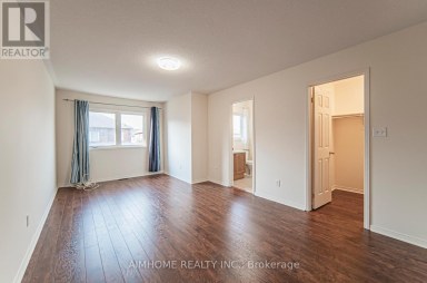 688 COURTNEY VALLEY ROAD Mississauga (East Credit) Ontario photo 9