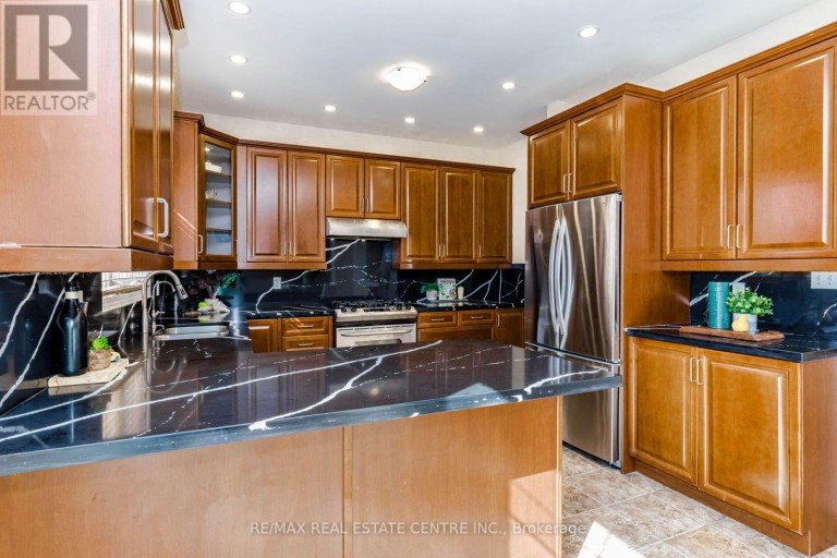 14 ALBORETO WAY, Brampton (Credit Valley), Ontario, L6X0N5