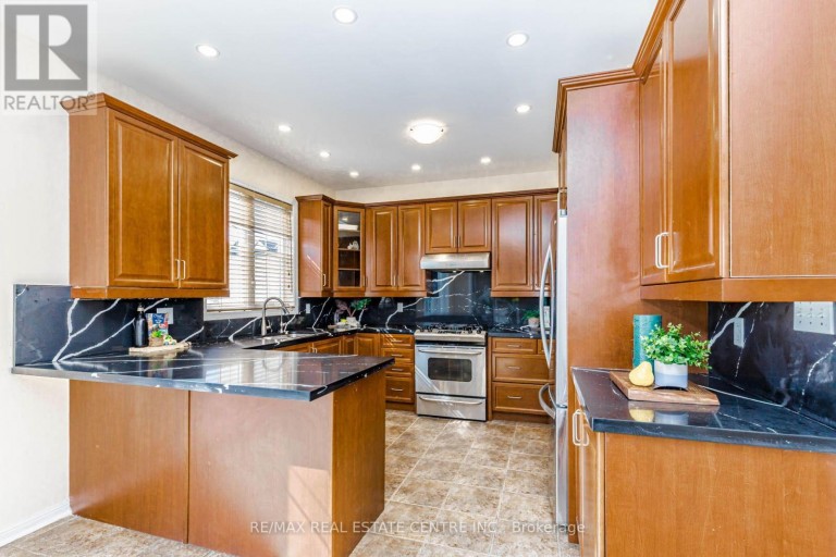 14 ALBORETO WAY, Brampton (Credit Valley), Ontario, L6X0N5