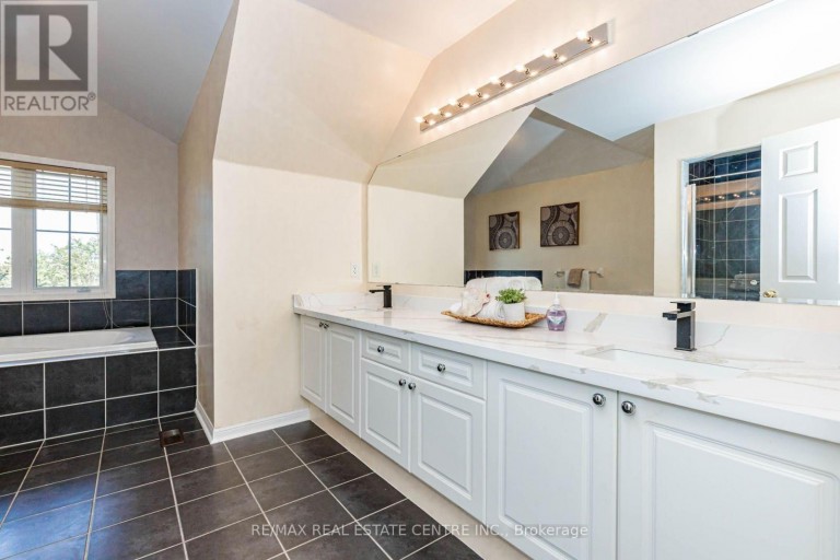 14 ALBORETO WAY, Brampton (Credit Valley), Ontario, L6X0N5